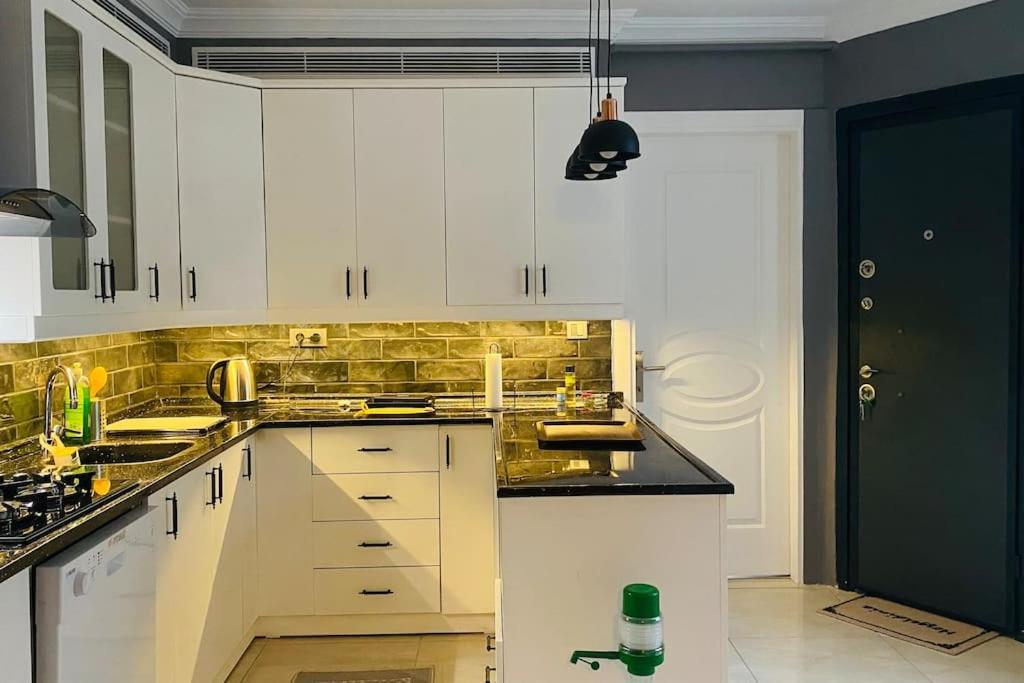 Апартаменты Sisli Osmanbey Taksim Large Terrace, Quietness And Space Стамбул Экстерьер фото